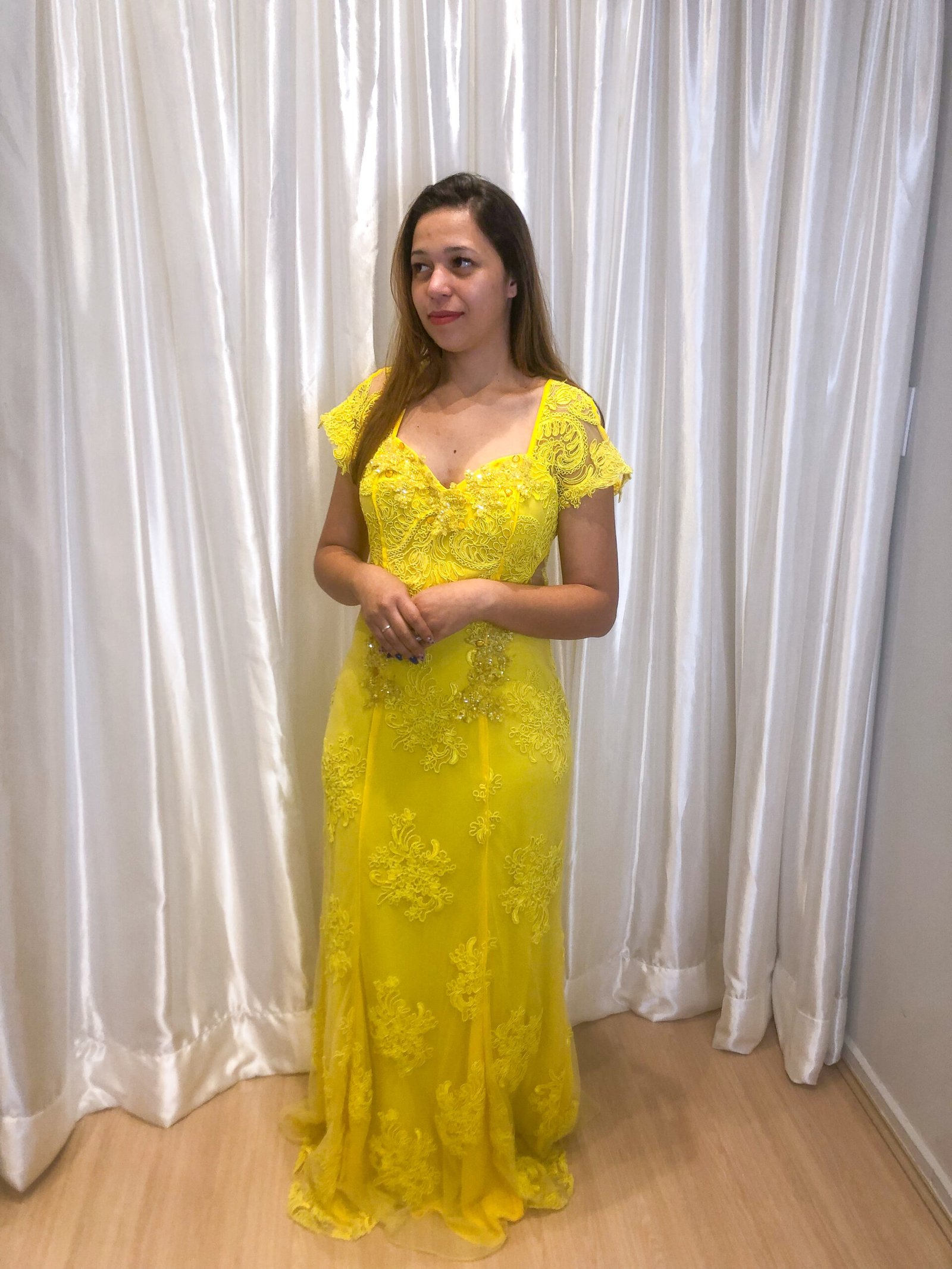 Vestido longo Amarelo Modelo Reto