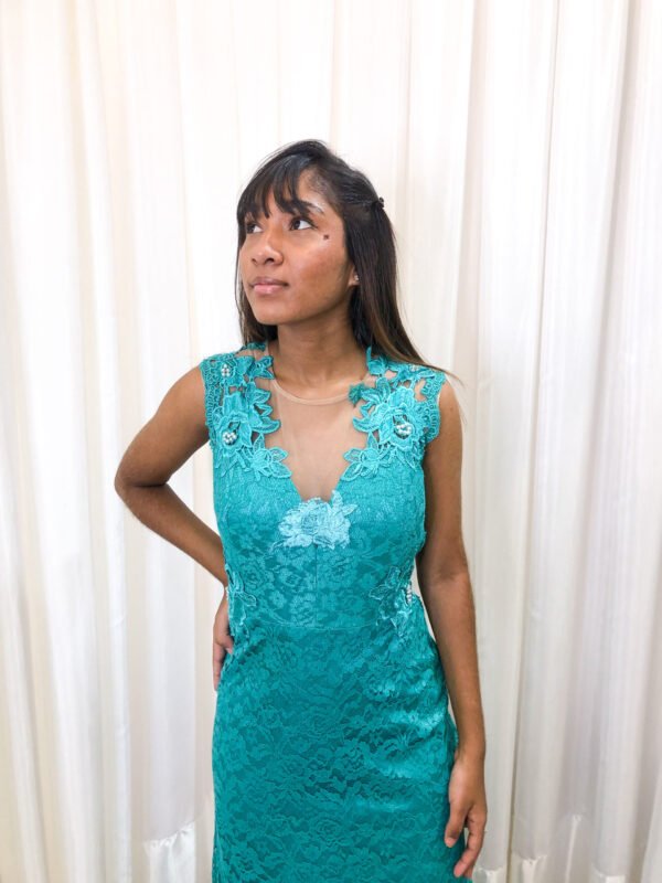 Vestido Longo Verde Modelo Reto - Imagem 4