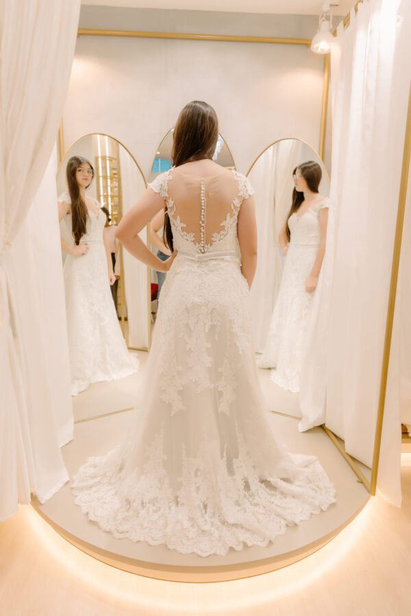 Vestido de Noiva Modelo Evasê - Imagem 2